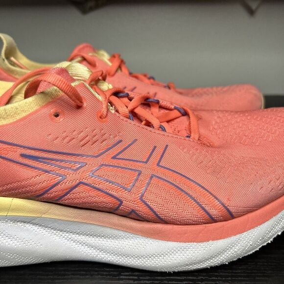 Asics Gel Nimbus 25 Women’s Size 9 Pink Running Shoes Sneakers - Picture 3 of 14